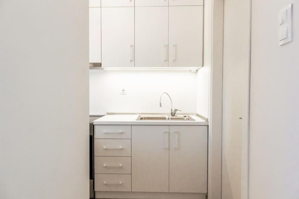 Cozy Studio In The Heart Of City Komotiní Exterior foto